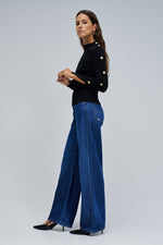 Cargar imagen en el visor de la galería, JERSEY BOTONES SALSA
