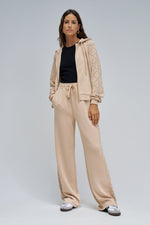 Cargar imagen en el visor de la galería, SUDADERA CAMEL SALSA
