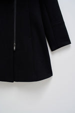 Cargar imagen en el visor de la galería, ABRIGO GRACE PELO SALSA
