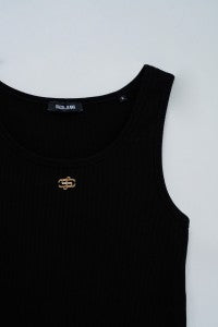 TOP BASICO NEGRO SALSA