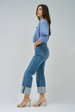 Cargar imagen en el visor de la galería, PANTALON VAQUEROS FAITH PUSH IN STRAIGHT SALSA
