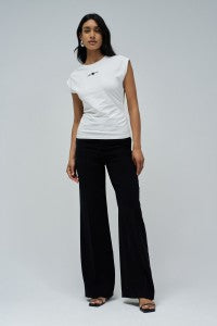 CAMISETA CON FRUNCE BLANCA SALSA