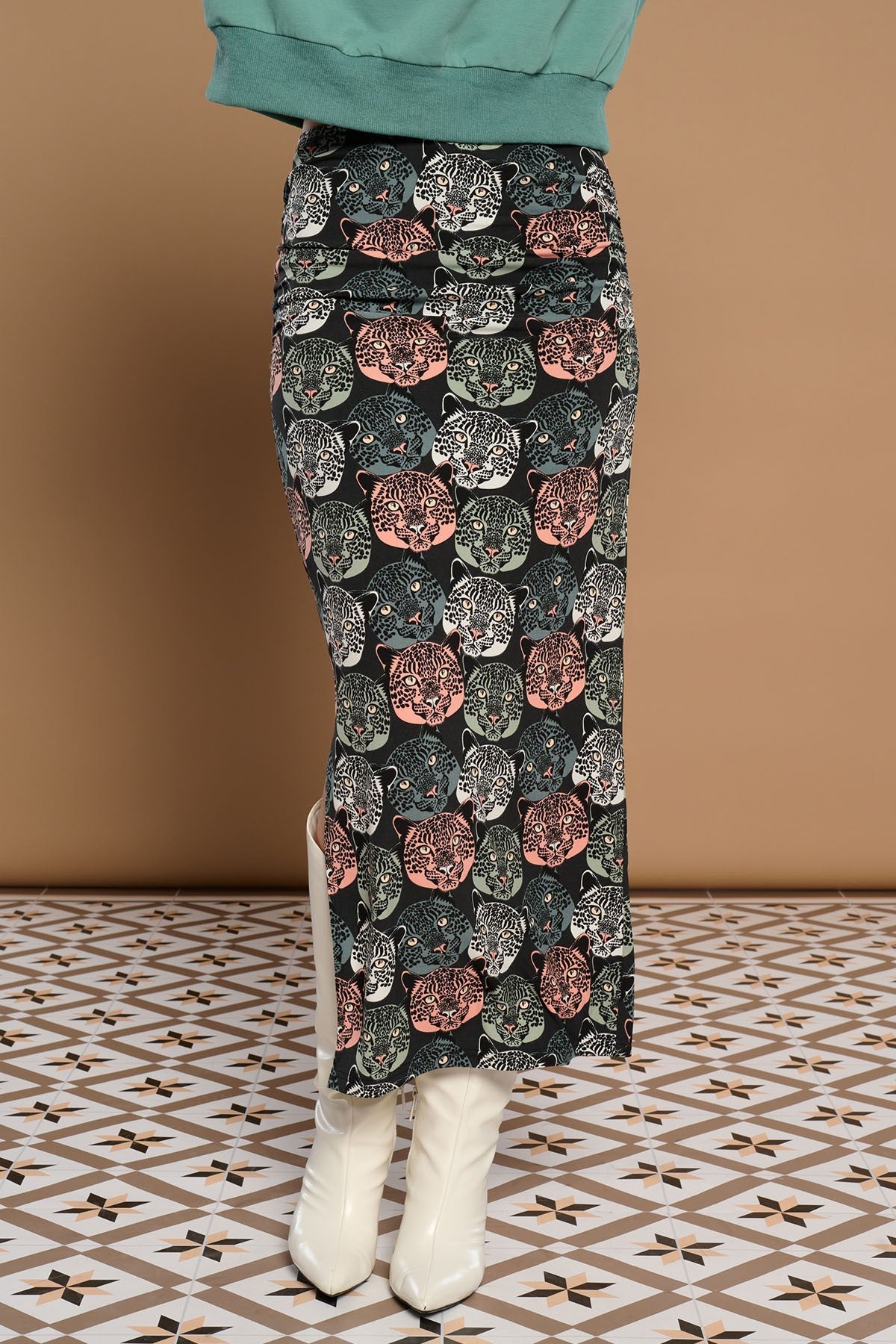 FALDA GATTINA MINUETO