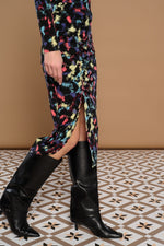 Cargar imagen en el visor de la galería, FALDA GRETA MINUETO
