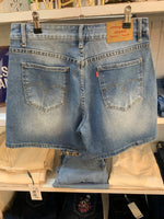 Cargar imagen en el visor de la galería, Shorts azules clarito SIXTE
