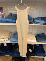 Cargar imagen en el visor de la galería, Vestido beige ZEZA
