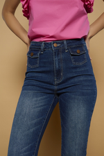 Cargar imagen en el visor de la galería, Medusa Jeans
