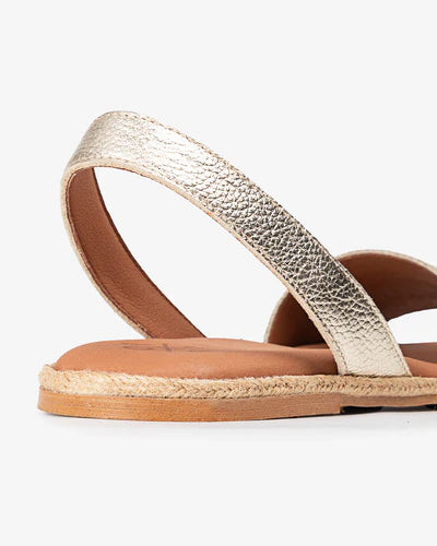 ZAPATO MENOQUINA PLANA MENDOZA FLECOS ORO POPA
