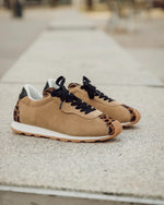 Cargar imagen en el visor de la galería, ZAPATILLA KIRA PONY POPA
