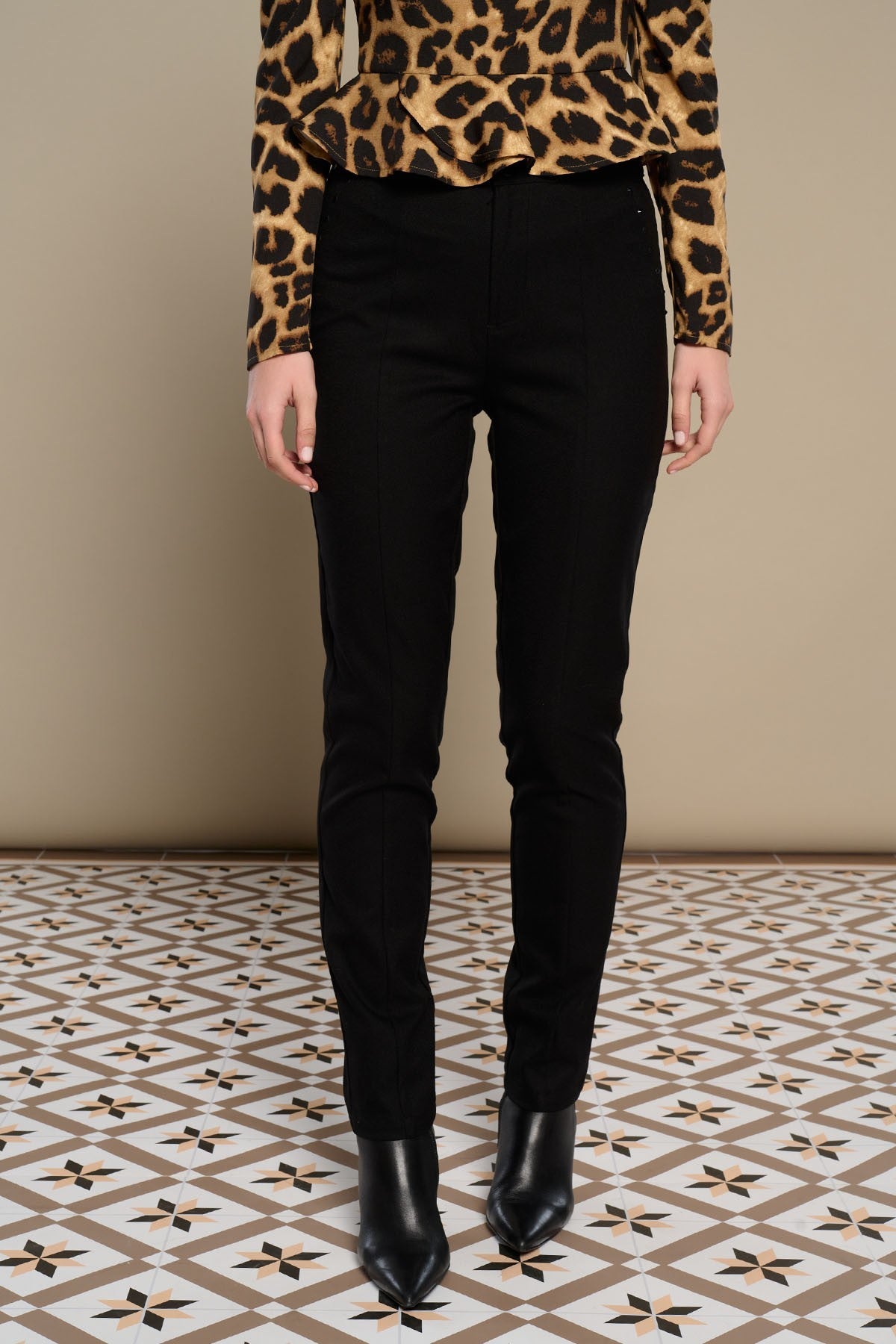 PANTALON VALERIA MINUETO