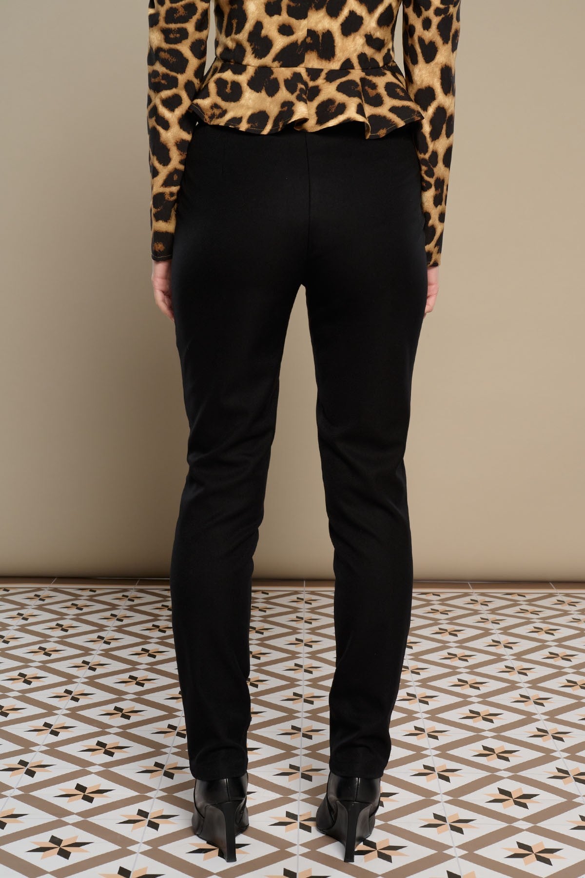 PANTALON VALERIA MINUETO