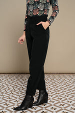 Cargar imagen en el visor de la galería, PANTALON BLACK GATTO MINUETO
